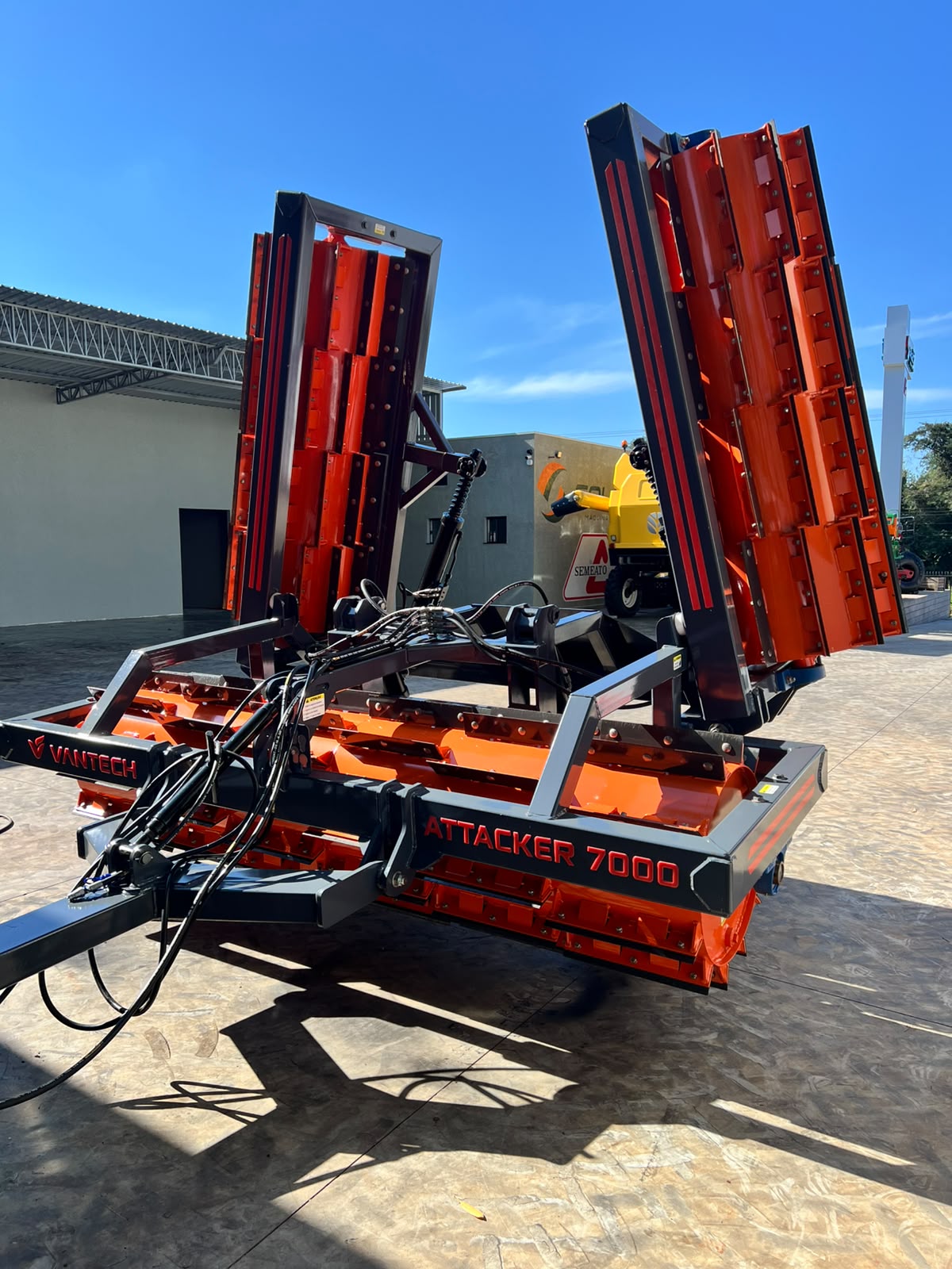 Rolo Faca Vantech Attacker 7000