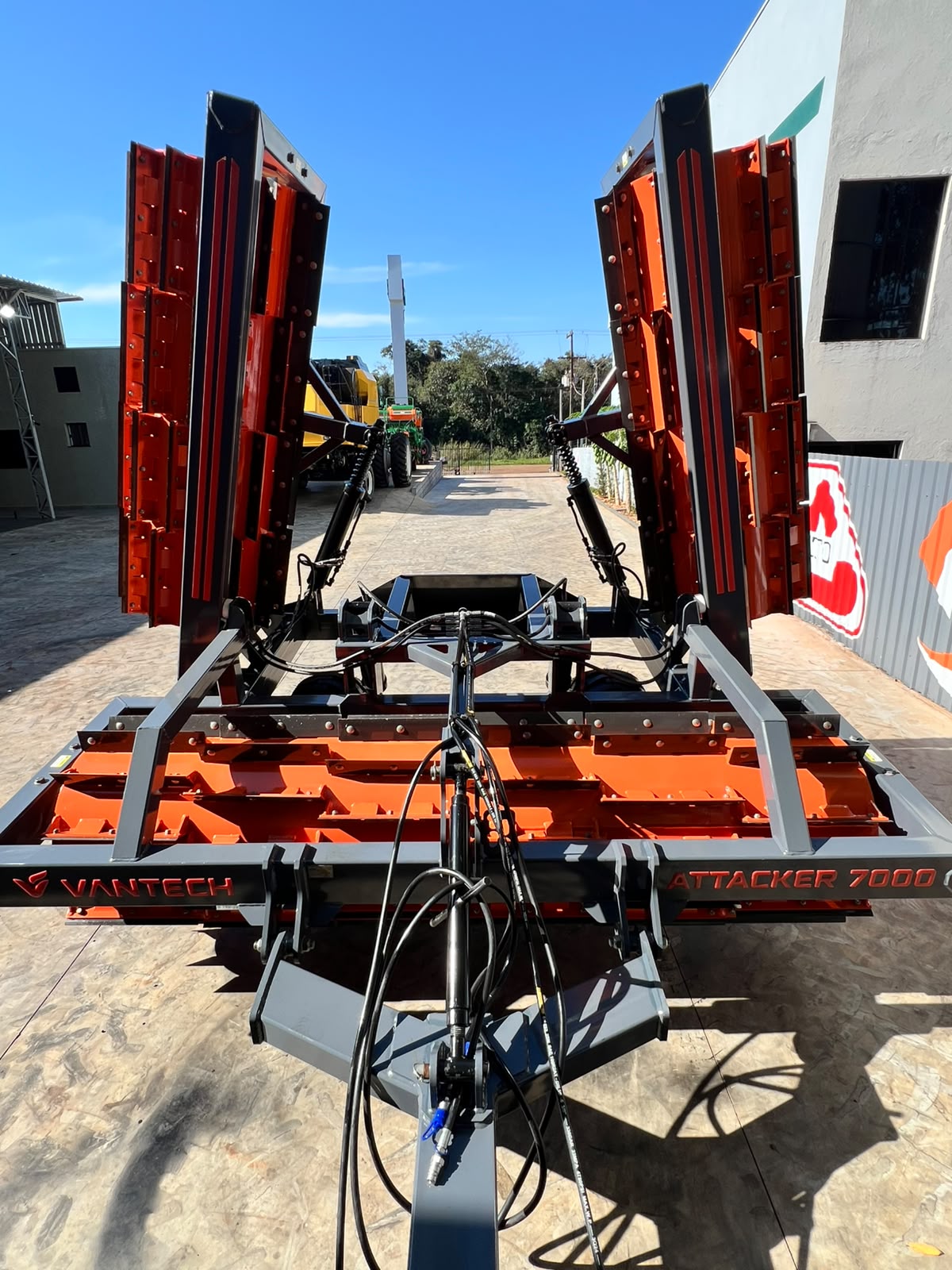 Rolo Faca Vantech Attacker 7000